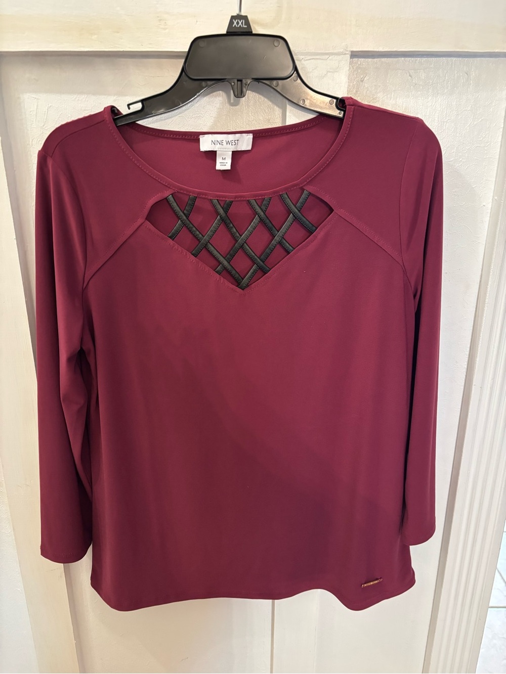 Nine West Women's Burgundy 3/4 Sleeve Cutout Blouse